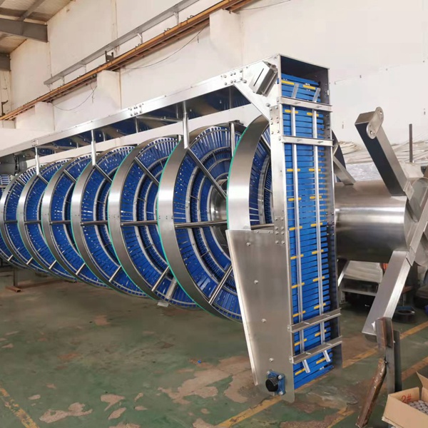 Spiral Conveyor China Type at Conveyor na kung saan ang Linkup na may packing machine